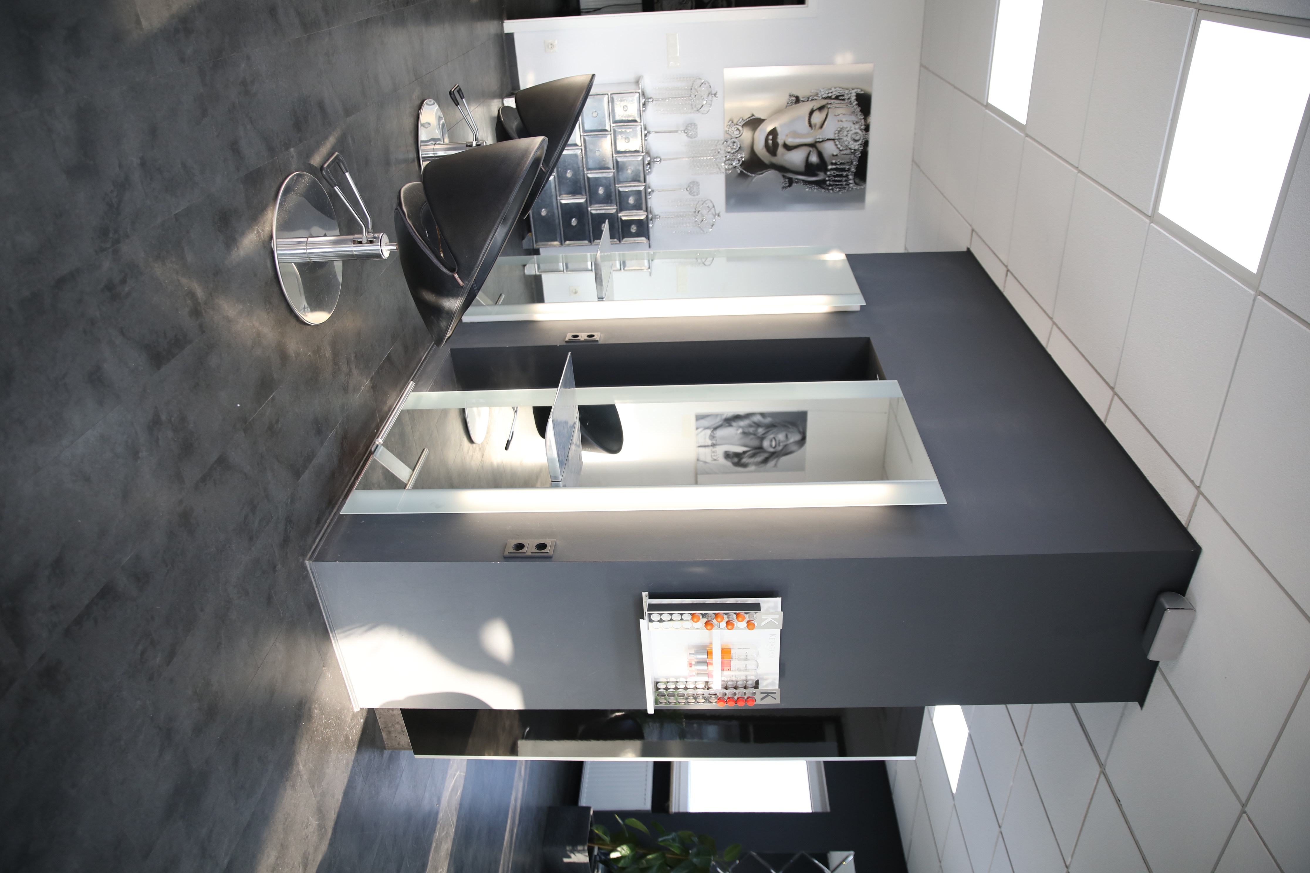 MOS Friseure – Salon